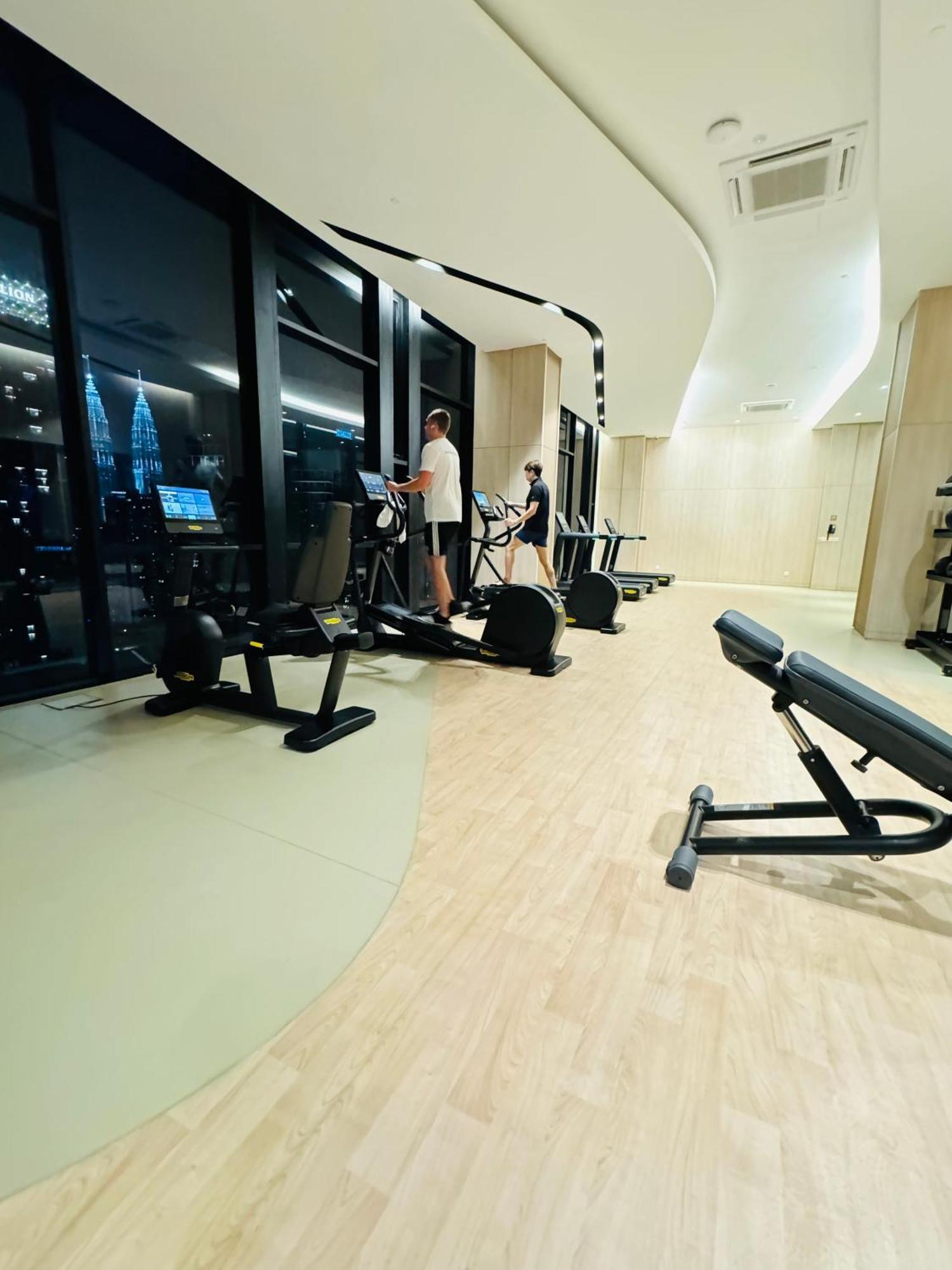 Axon Suite Premium Kl Kuala Lumpur Esterno foto