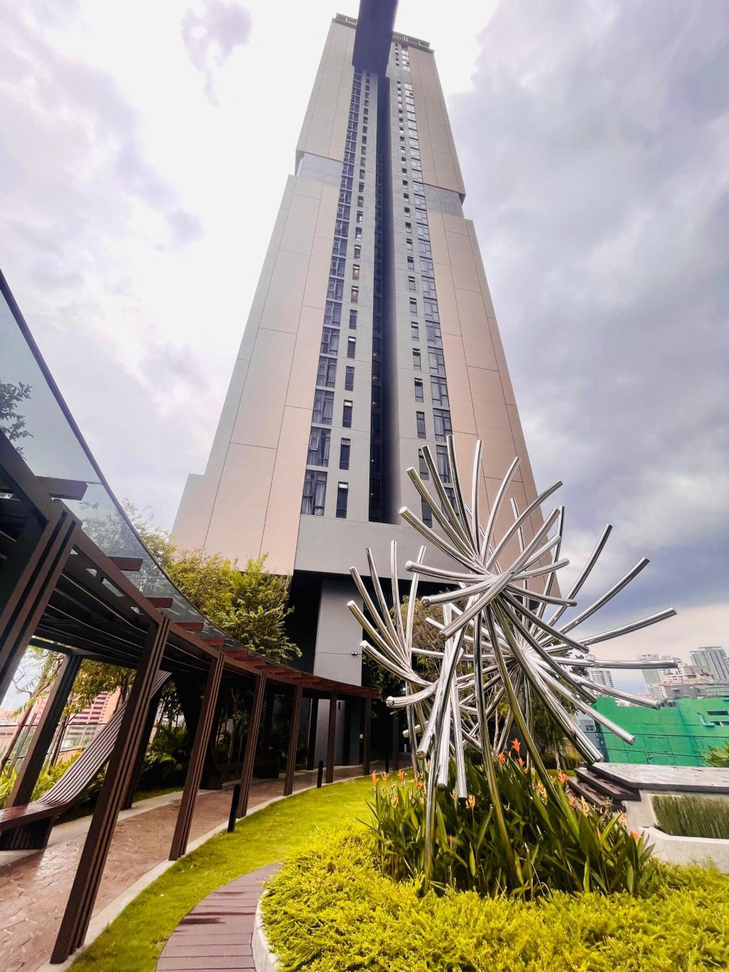 Axon Suite Premium Kl Kuala Lumpur Esterno foto